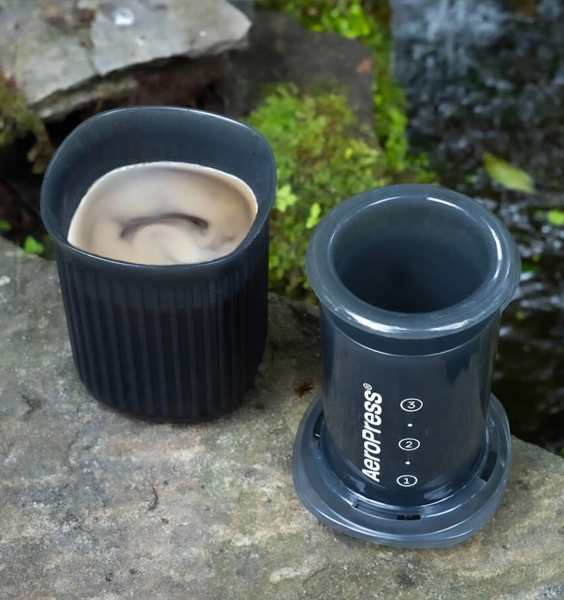 AeroPress Coffee Maker - Go