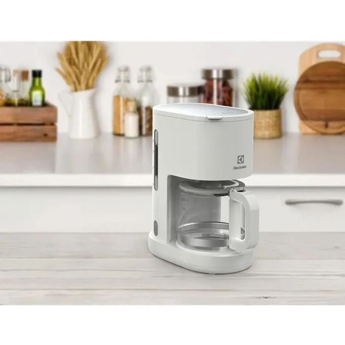 Electrolux E2CM1-200W Coffee Maker White